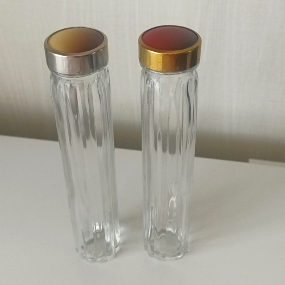 Vintage Ribbed Glass Apothecary Medicine Bottles With Tops